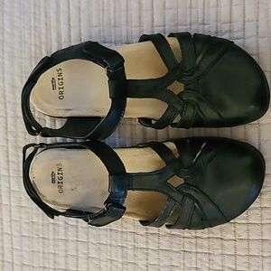 Earth Origins Women's Sz 9.5M Savoy Sierra Strappy Leather Black Shoes